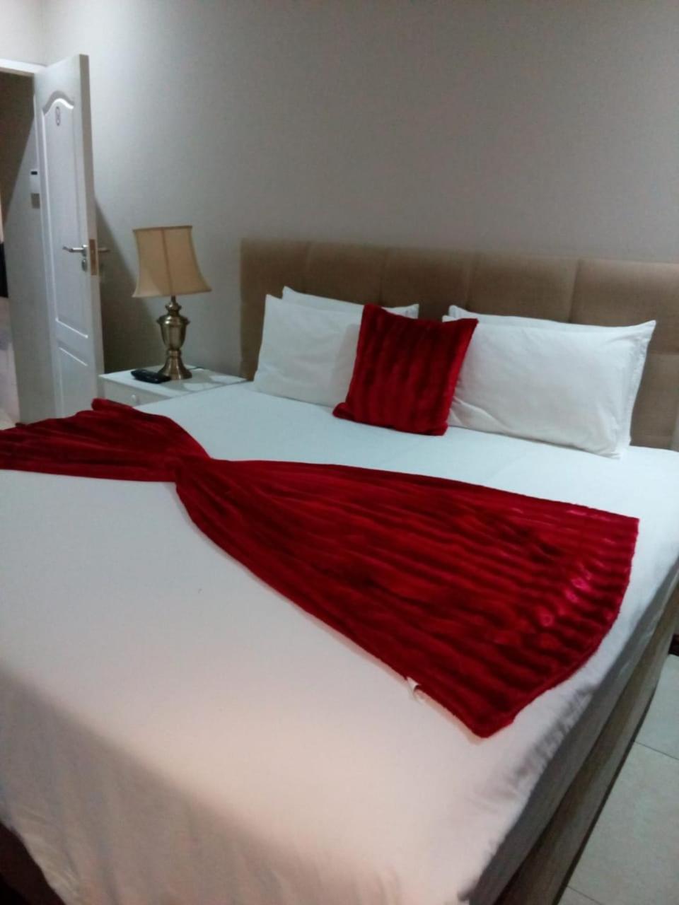 Shoes Guest House Mthatha Exterior foto